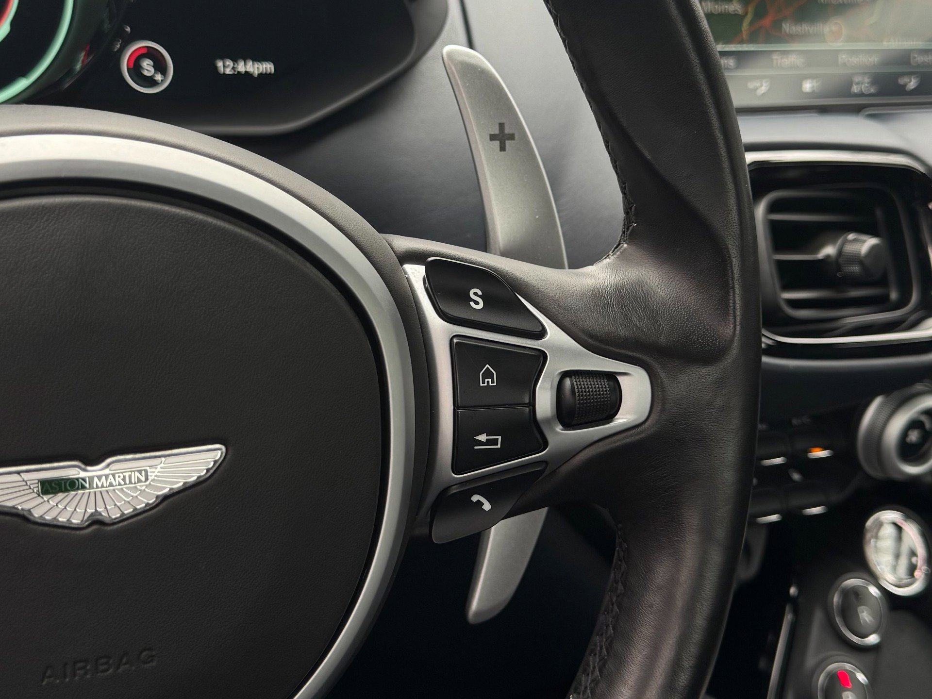 Used 2020 Aston Martin V8 Vantage Coupe image 36