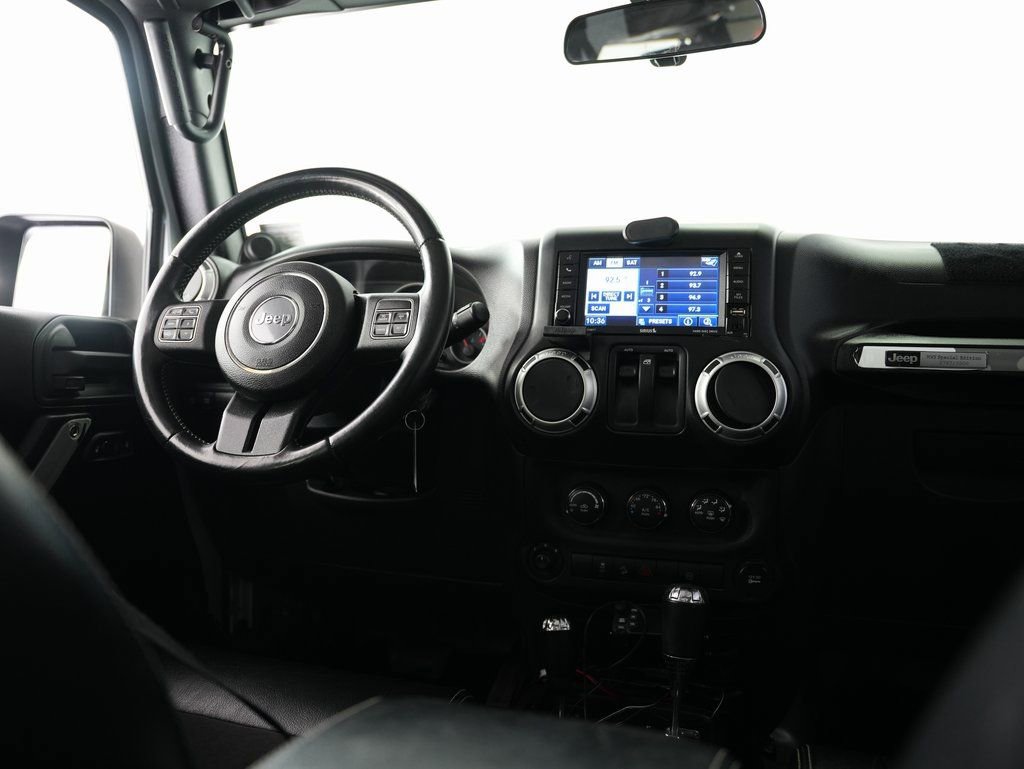 Used 2012 Jeep Wrangler Rubicon AWD/4WD image 10