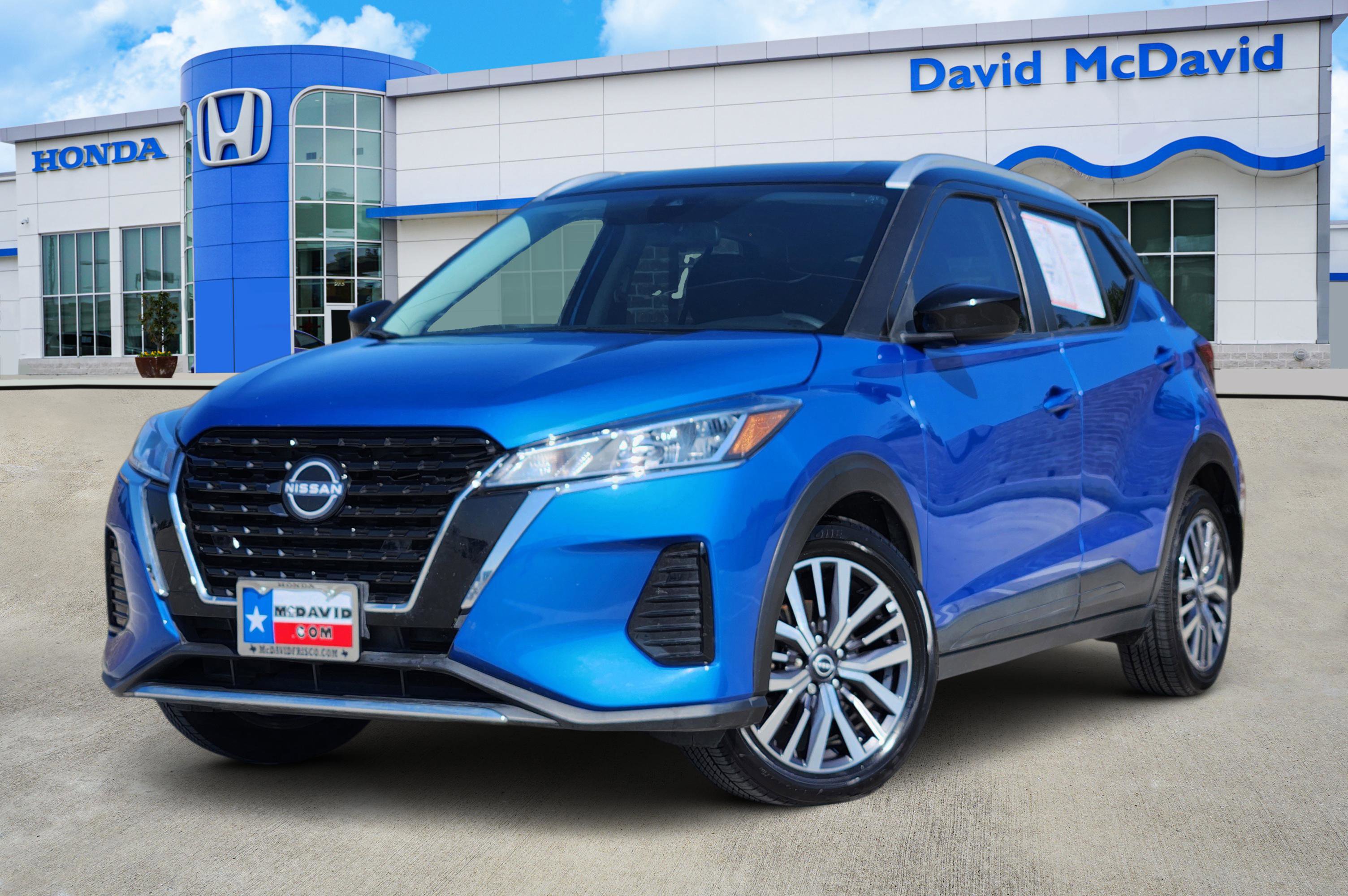 Used 2023 Nissan Kicks SV