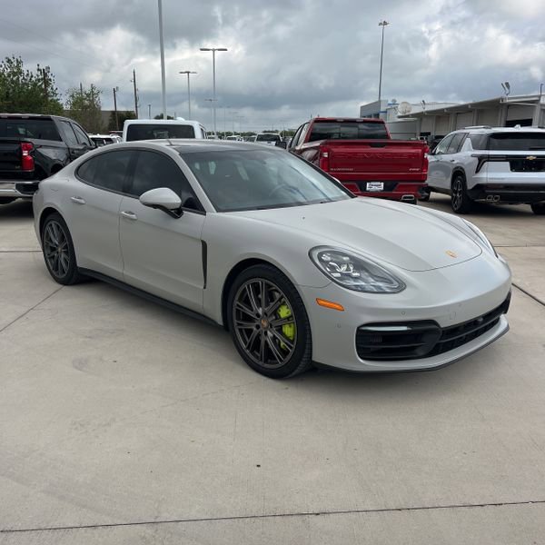 Used 2022 Porsche Panamera 4 image 5
