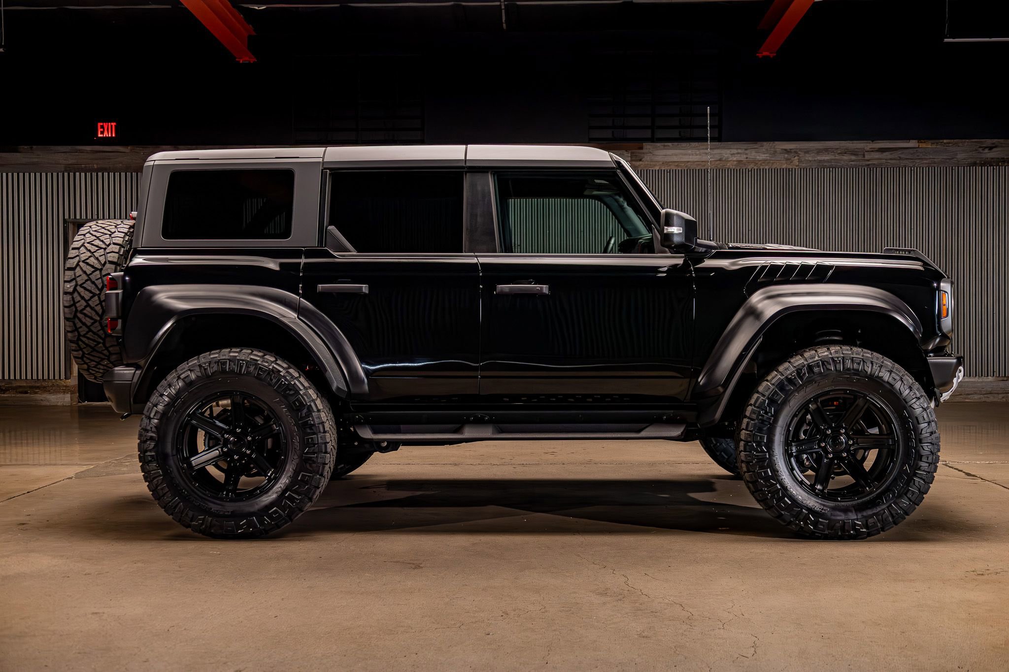 Used 2024 Ford Bronco Raptor w/ Interior Carbon Fiber Pack 6 image 11