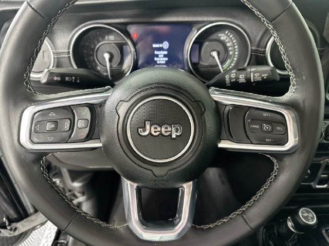 Used 2023 Jeep Wrangler Unlimited Sahara w/ Cold Weather Group AWD/4WD image 21