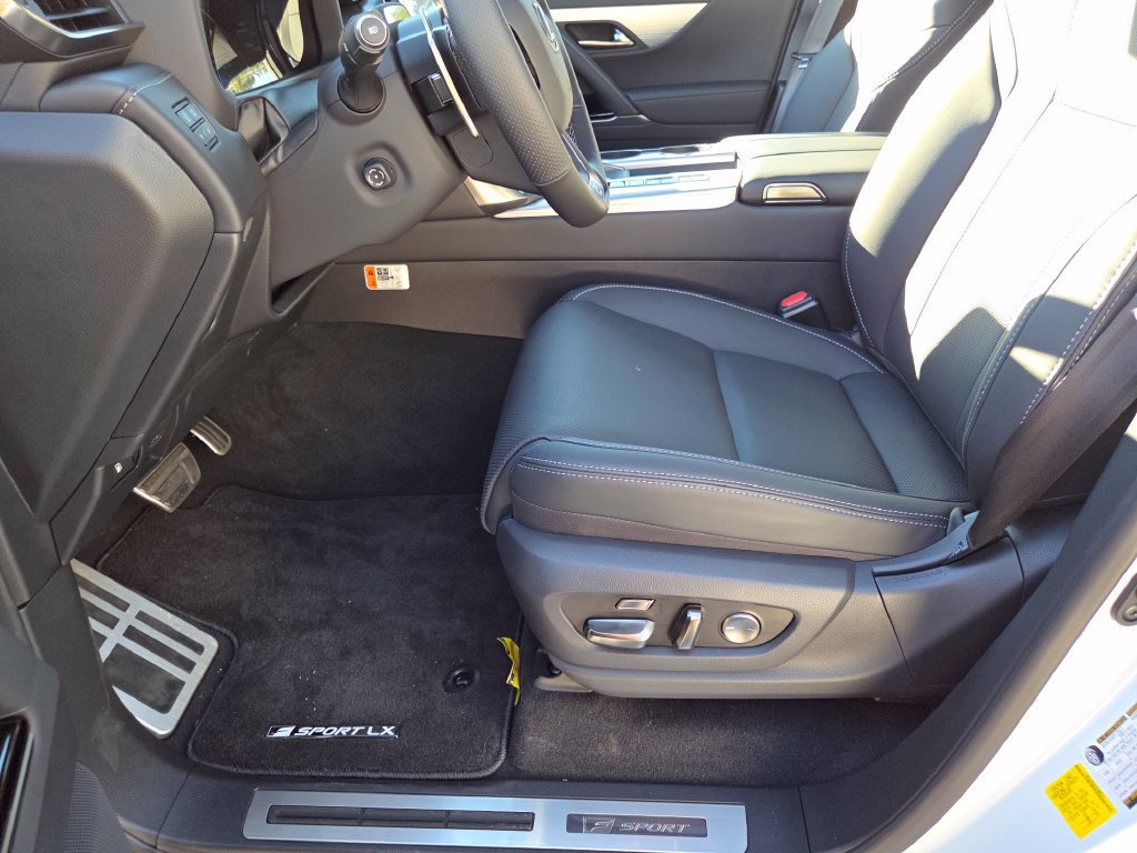 New 2026 Lexus LX 700h F Sport AWD/4WD image 6