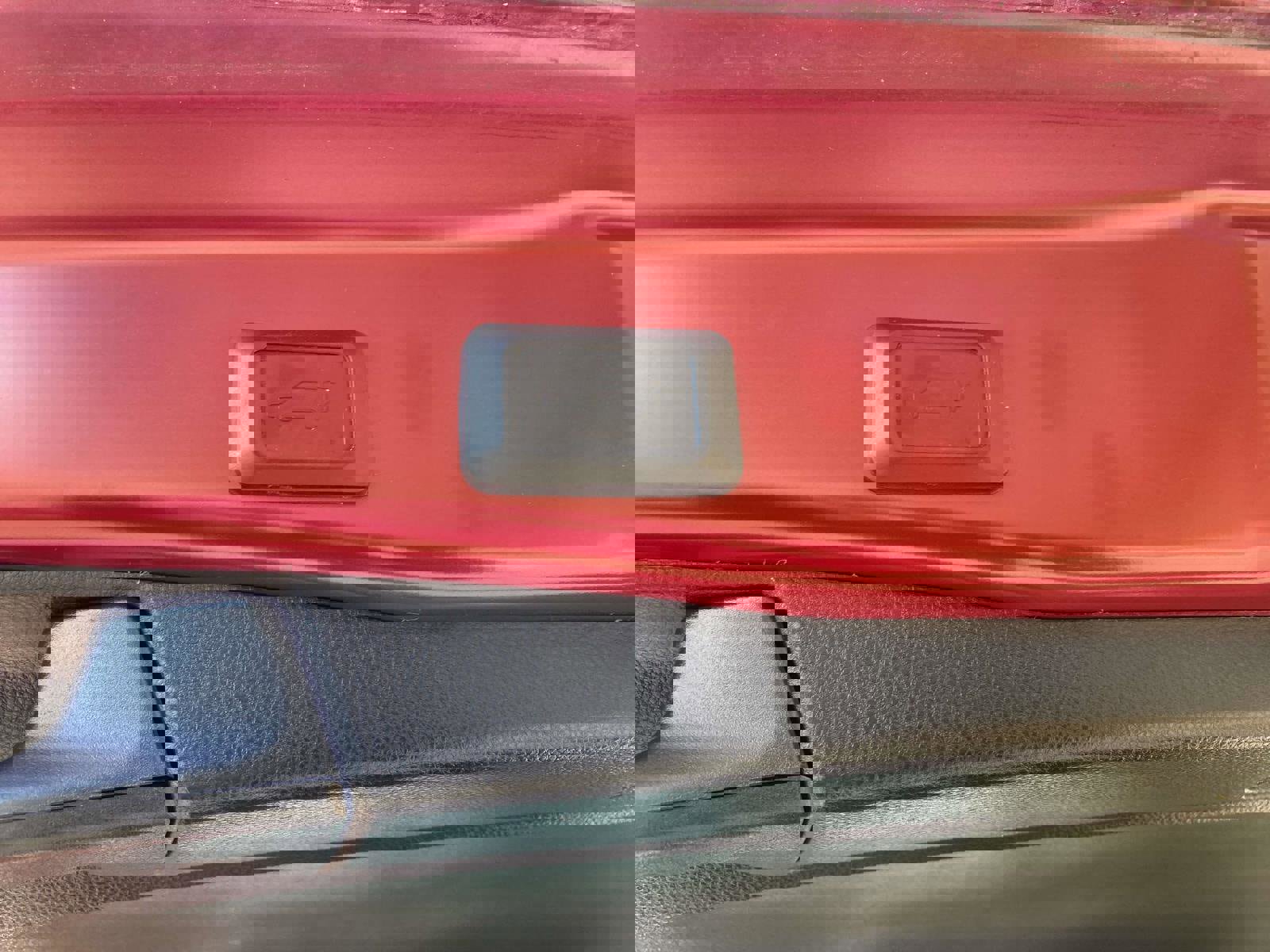 Used 2021 Toyota RAV4 XLE Premium image 15