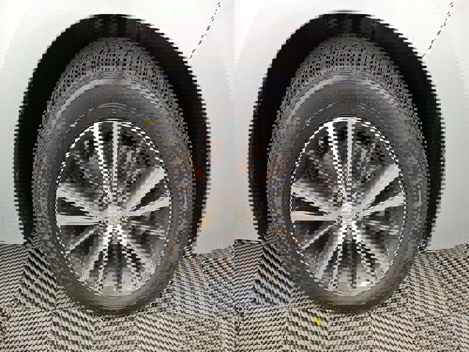 Used 2017 Toyota Corolla LE image 26