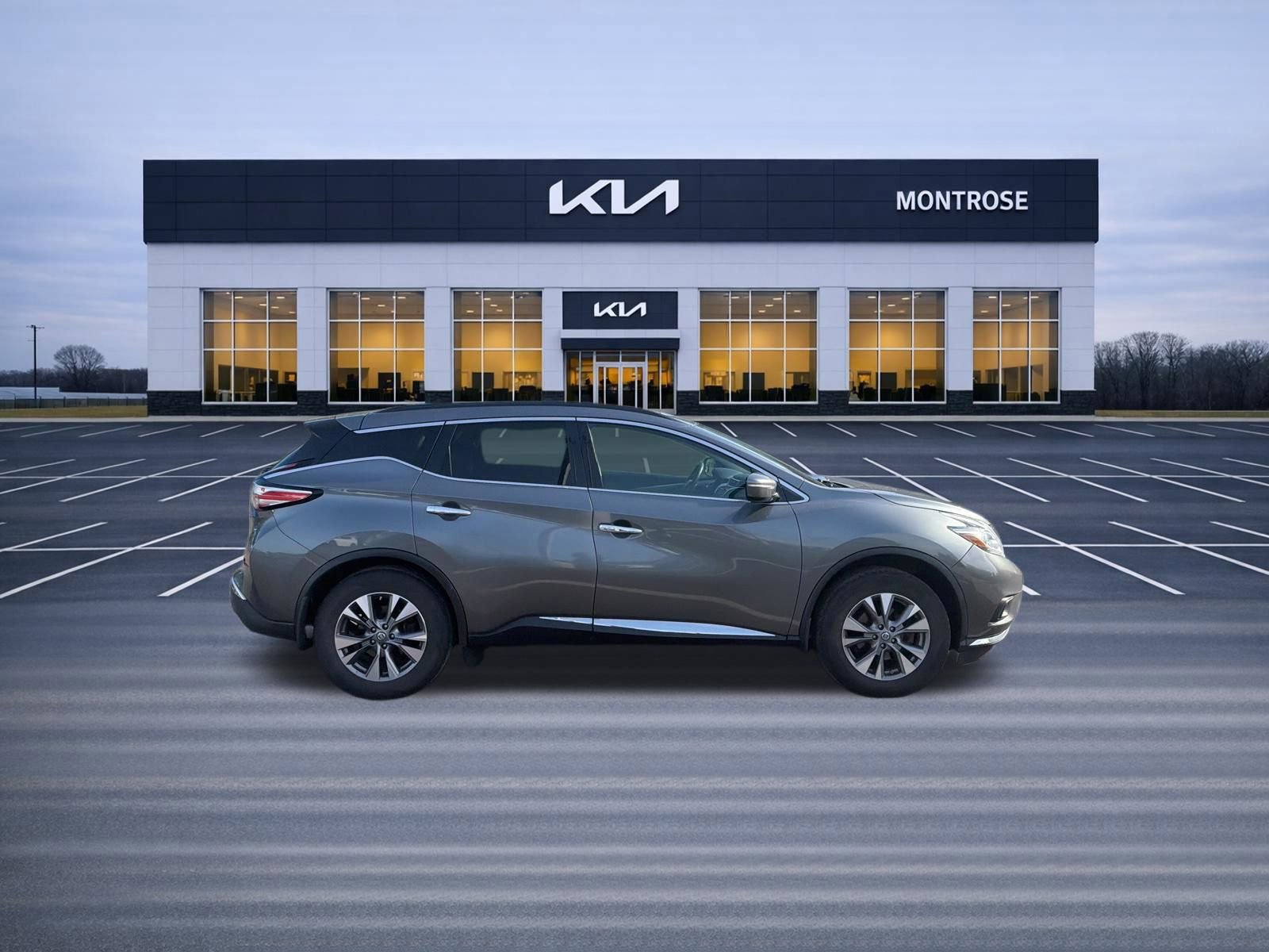 Used 2015 Nissan Murano SV AWD/4WD image 4