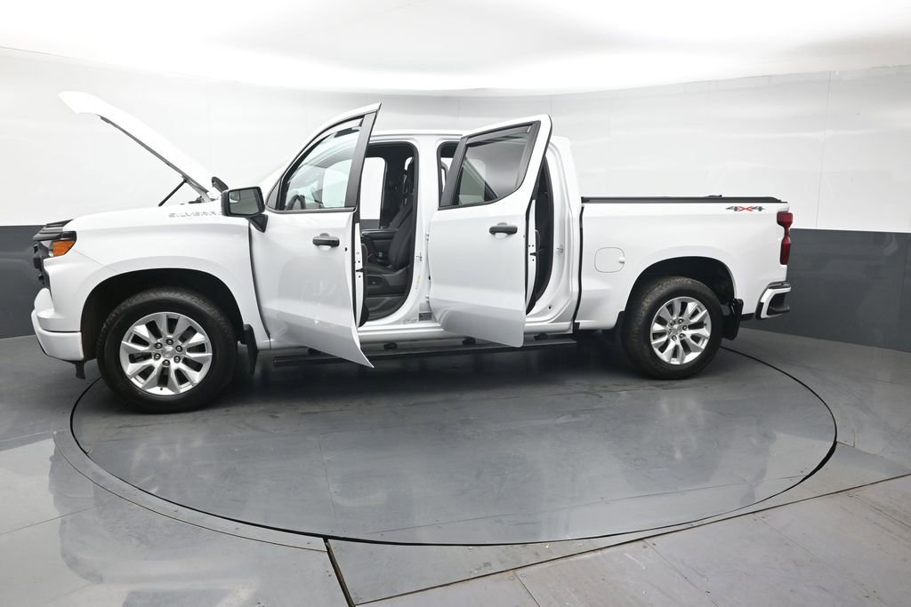 Used 2023 Chevrolet Silverado 1500 Custom AWD/4WD image 42