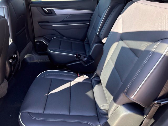 New 2027 Buick Enclave Sport Touring w/ Super Cruise Package AWD/4WD image 5