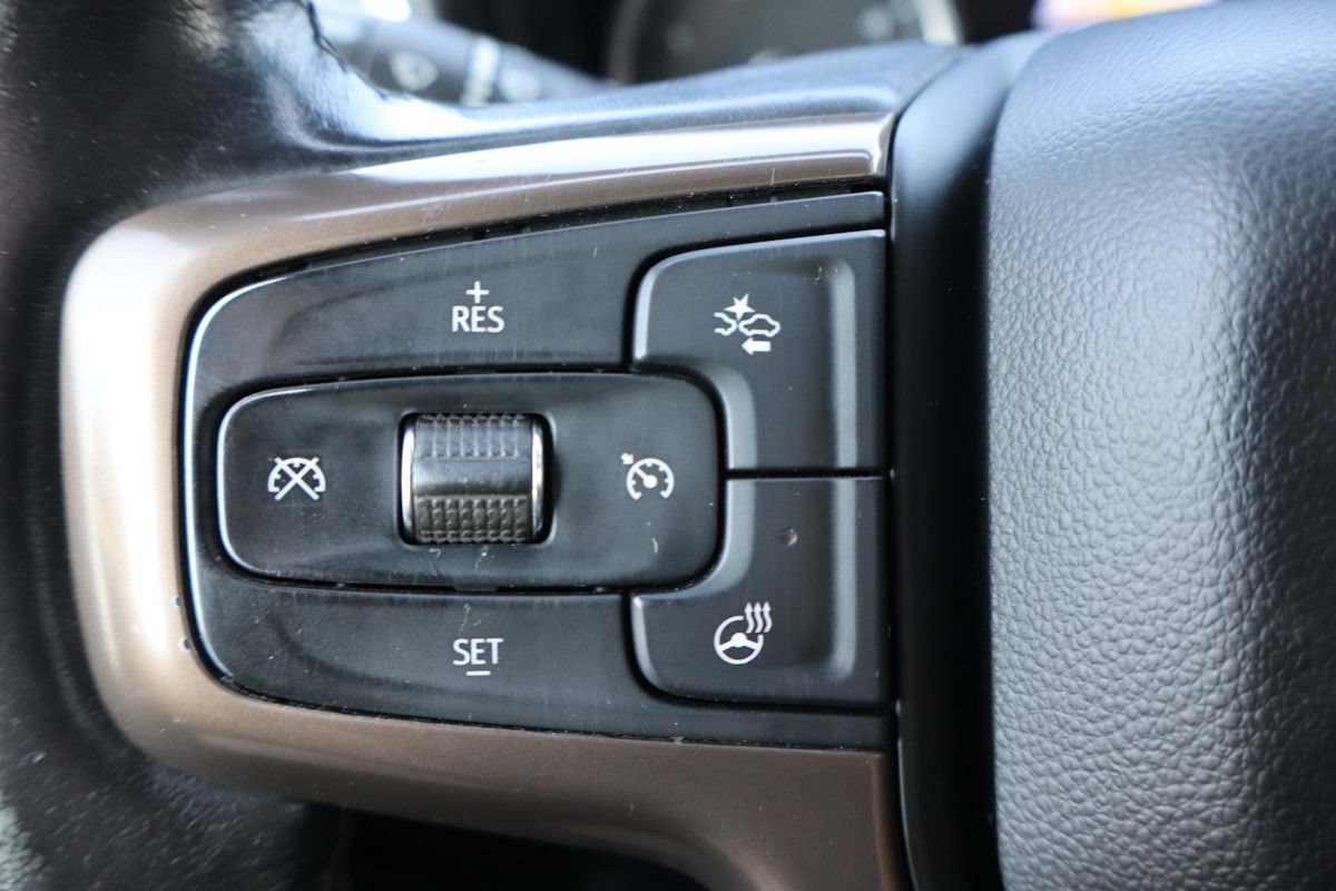 Used 2022 Chevrolet Silverado 3500 High Country w/ Safety Package II AWD/4WD image 30