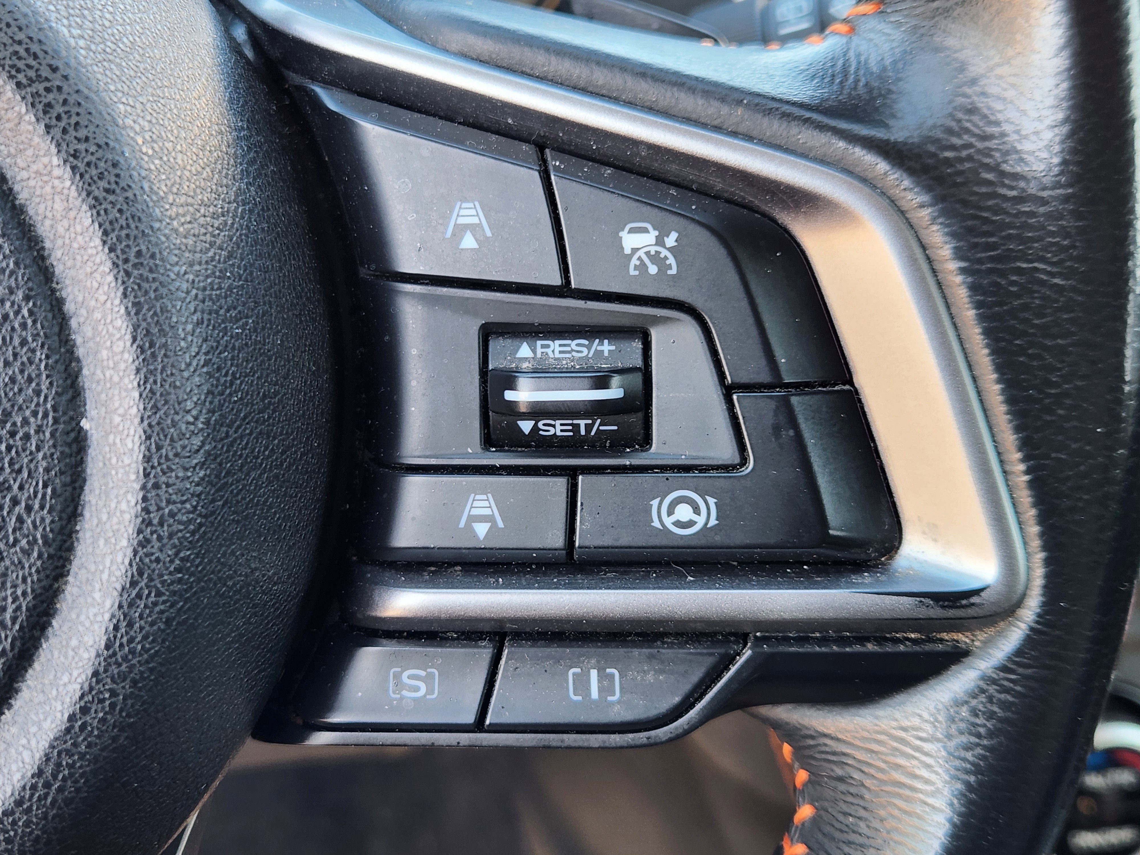 Used 2021 Subaru Crosstrek 2.0i Premium w/ Moonroof Package image 25