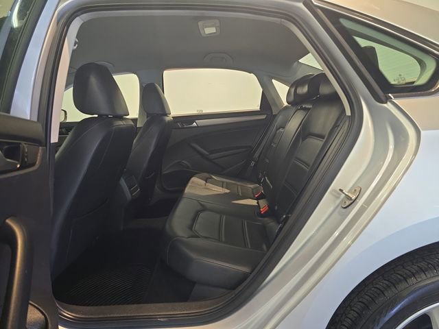 Used 2015 Volkswagen Passat 1.8T Limited Edition FWD image 25