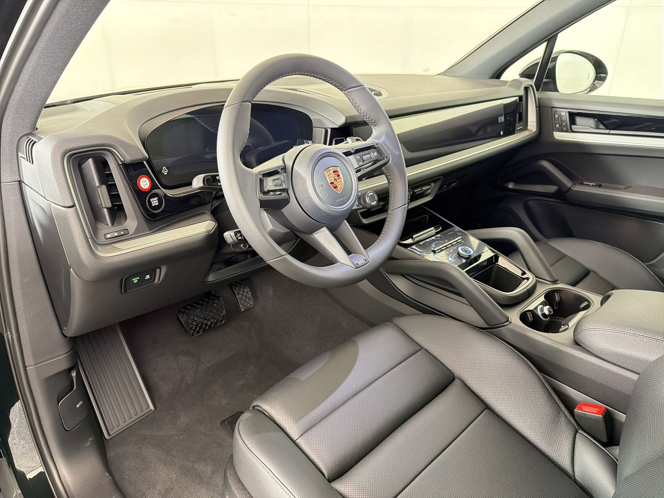 New 2026 Porsche Cayenne image 4