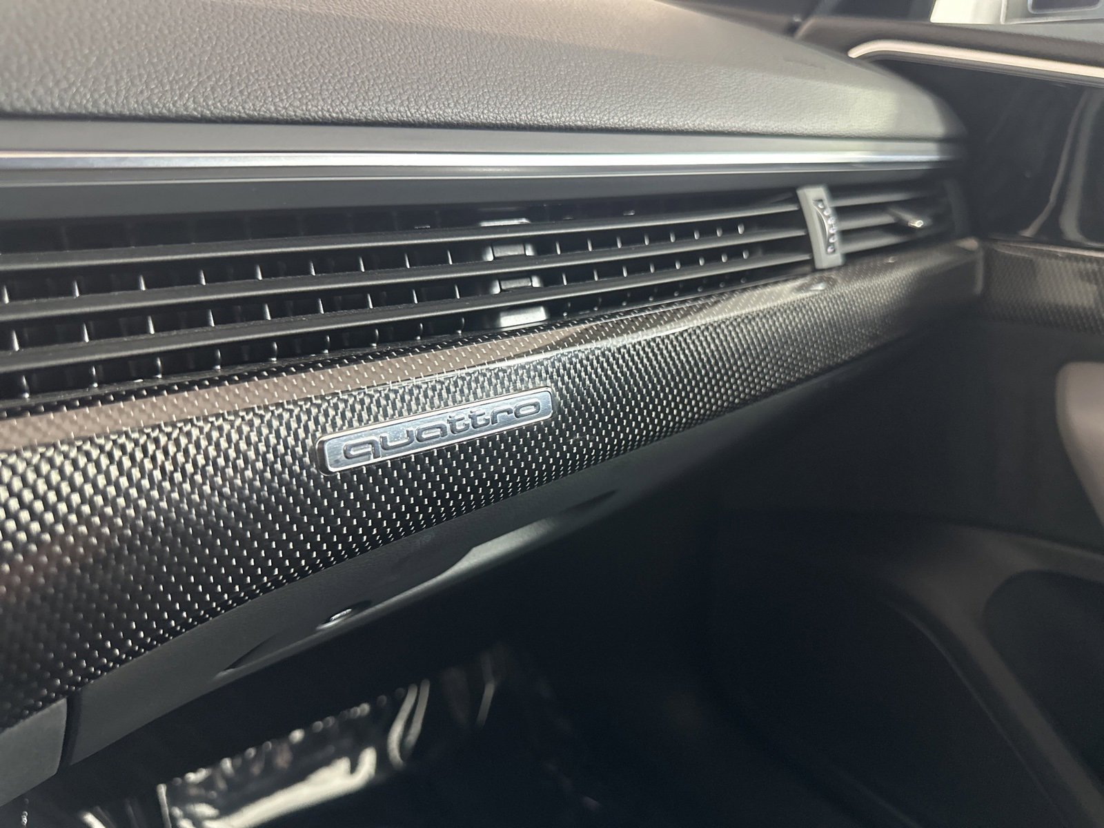 Used 2023 Audi S4 Premium w/ Convenience Package image 20