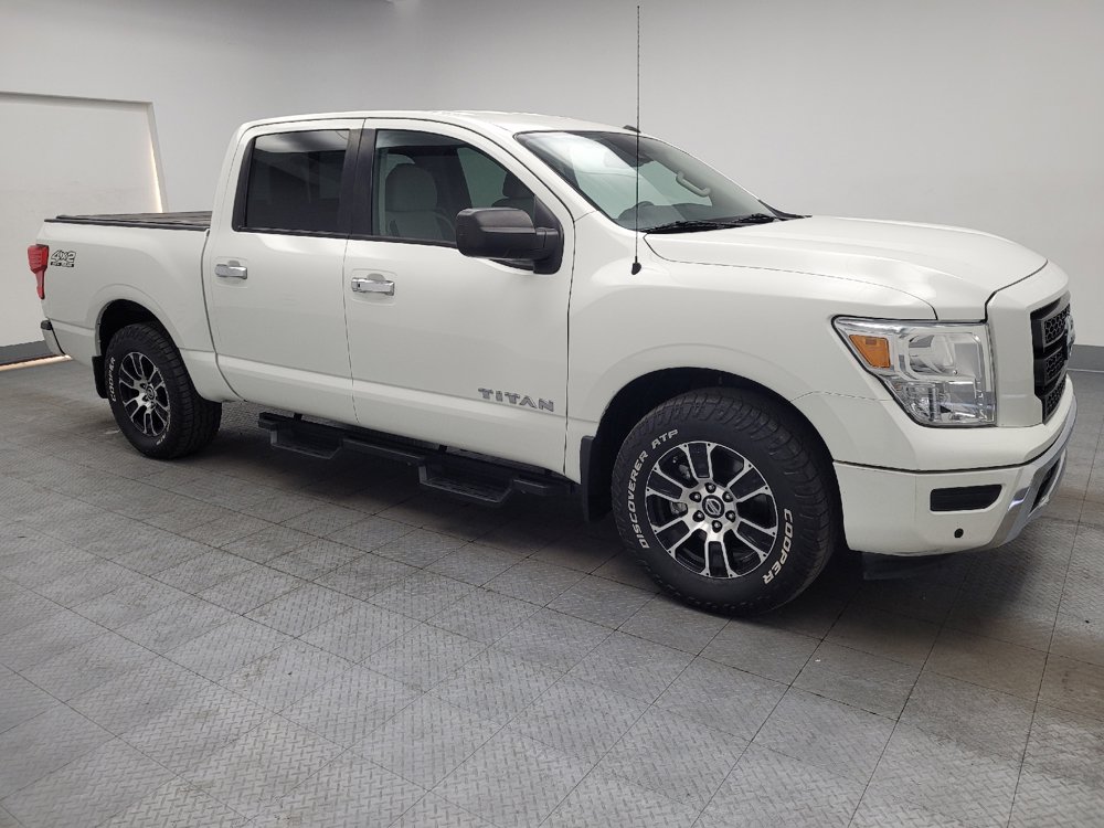 Used 2021 Nissan Titan SV w/ SV Convenience Package RWD image 11