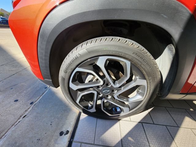 Used 2024 Chevrolet Trax RS w/ Driver Confidence Package FWD image 9