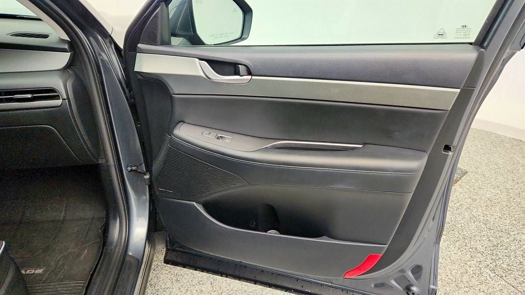 Used 2024 Hyundai Palisade SEL FWD image 27