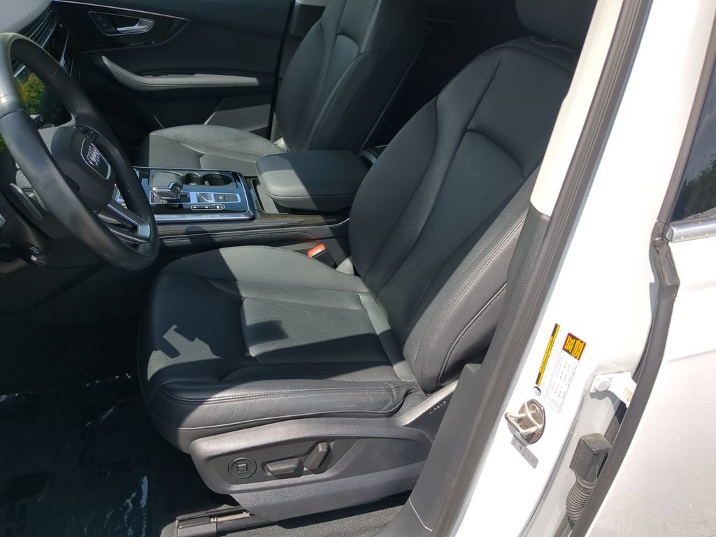 Used 2023 Audi Q7 2.0T Premium Plus w/ Premium Plus Package AWD/4WD image 20