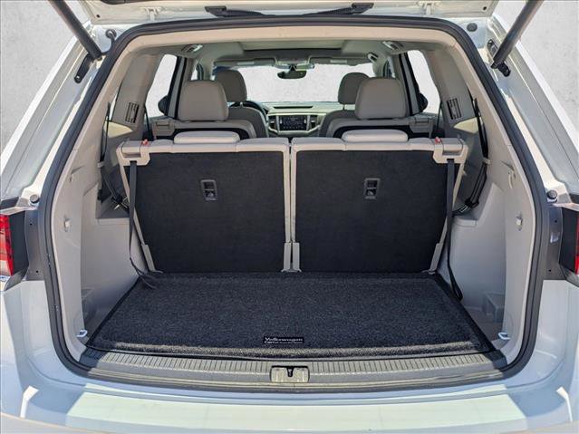 Used 2021 Volkswagen Atlas SE w/ Panoramic Sunroof Package FWD image 6
