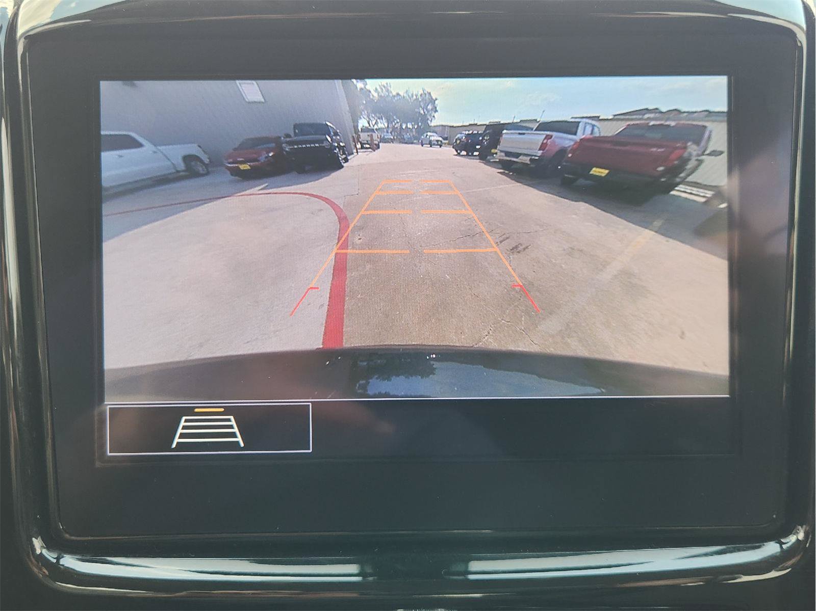 Certified 2021 Chevrolet Traverse LT FWD image 18