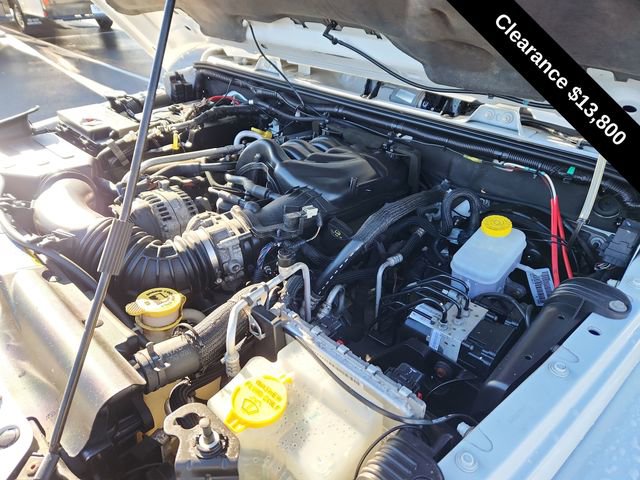 Used 2012 Jeep Wrangler Unlimited Rubicon w/ Dual Top Group image 14