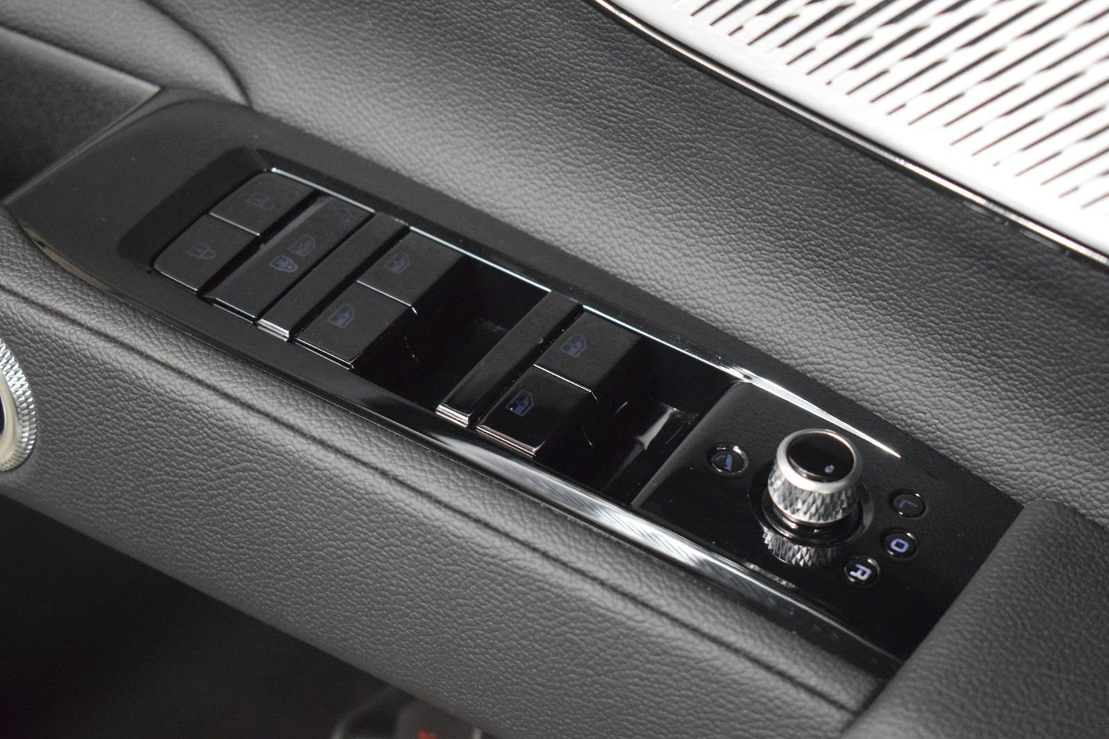 Used 2023 Maserati Grecale Modena image 39