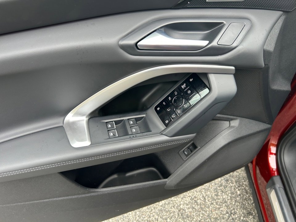 New 2025 Audi Q5 Prestige image 32