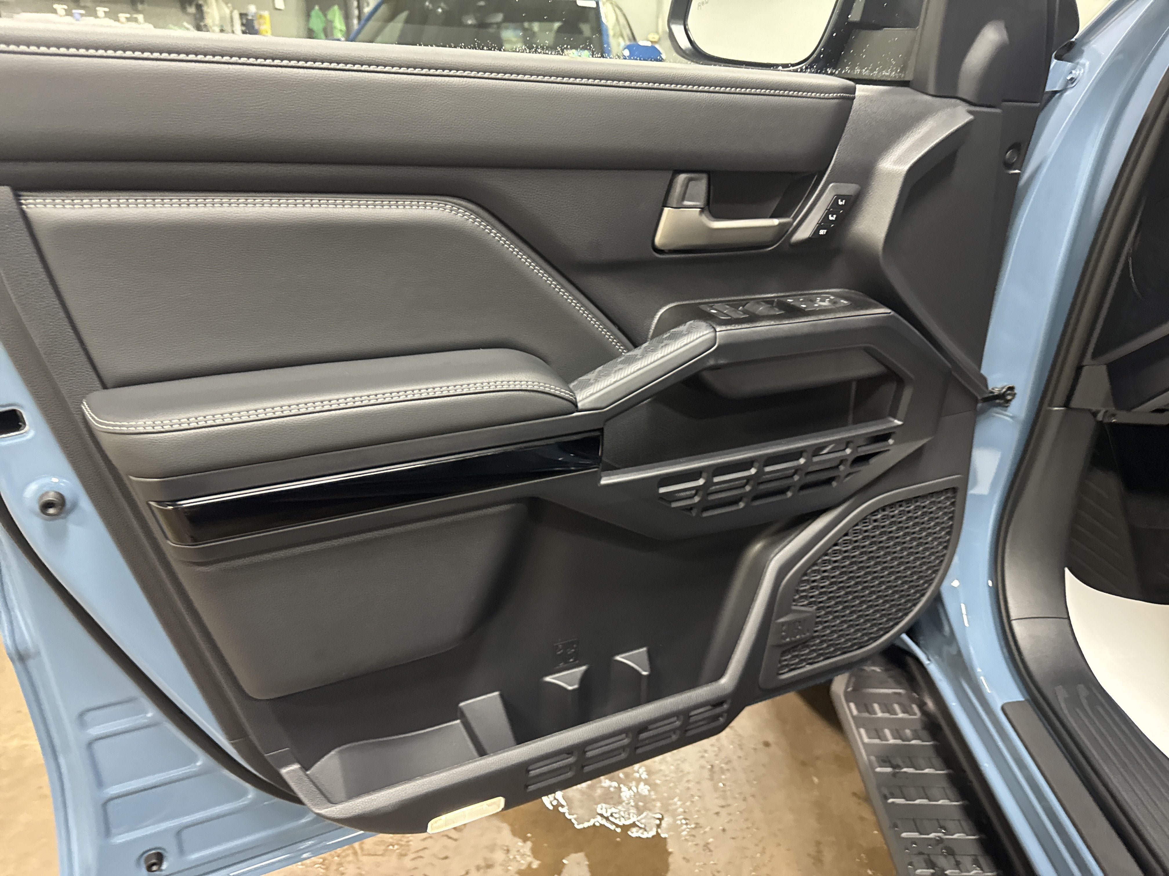New 2026 Toyota 4Runner Limited AWD/4WD image 22