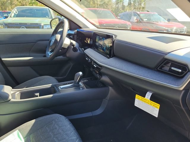 New 2026 Nissan Kicks SV w/ SV Premium Package FWD image 28