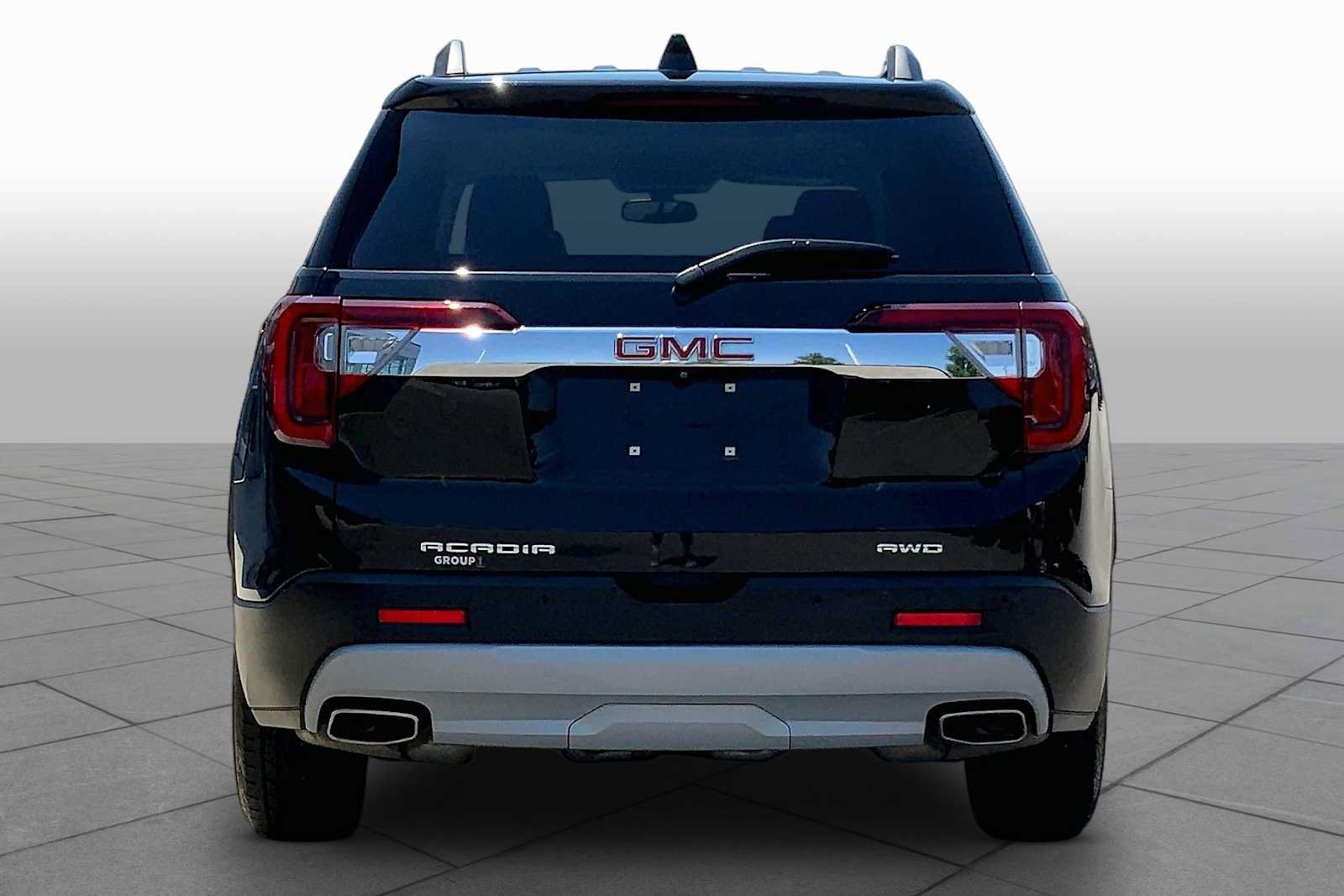 Used 2020 GMC Acadia SLT AWD/4WD image 5