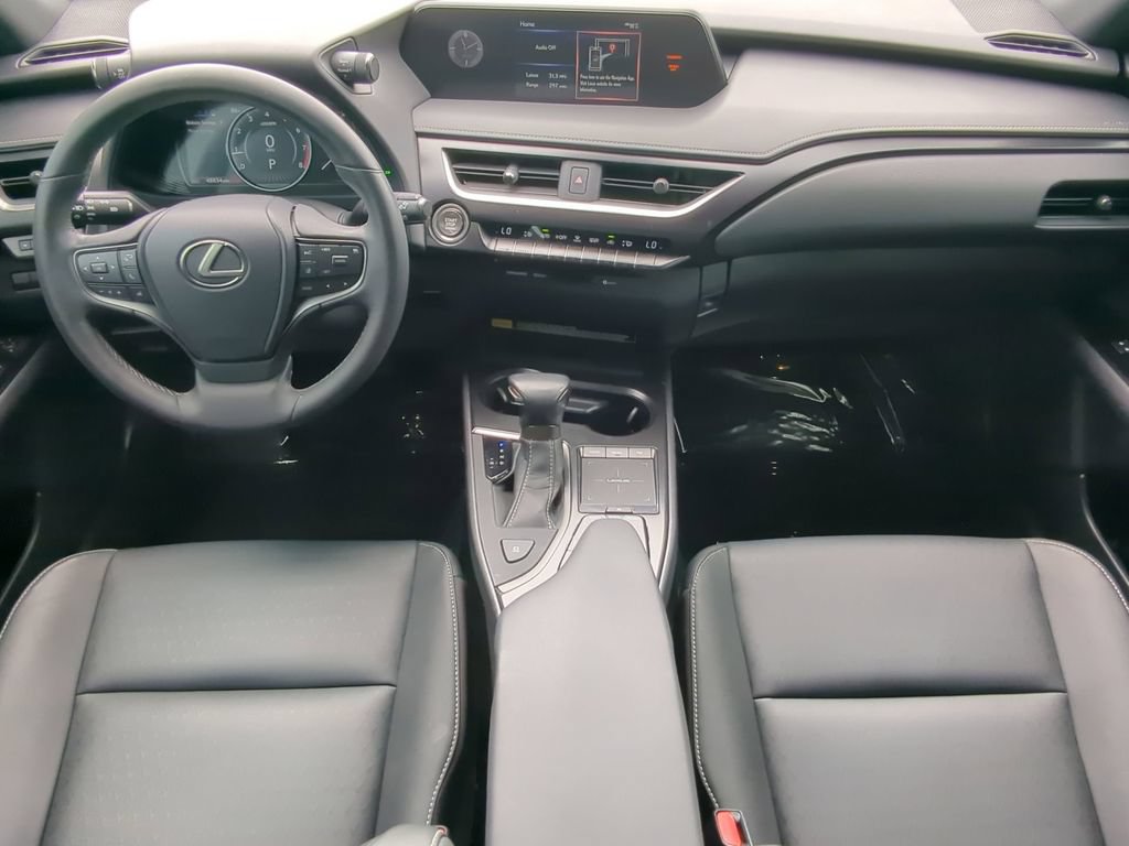 Used 2022 Lexus UX 200 w/ Accessory Package (Z2) FWD image 12