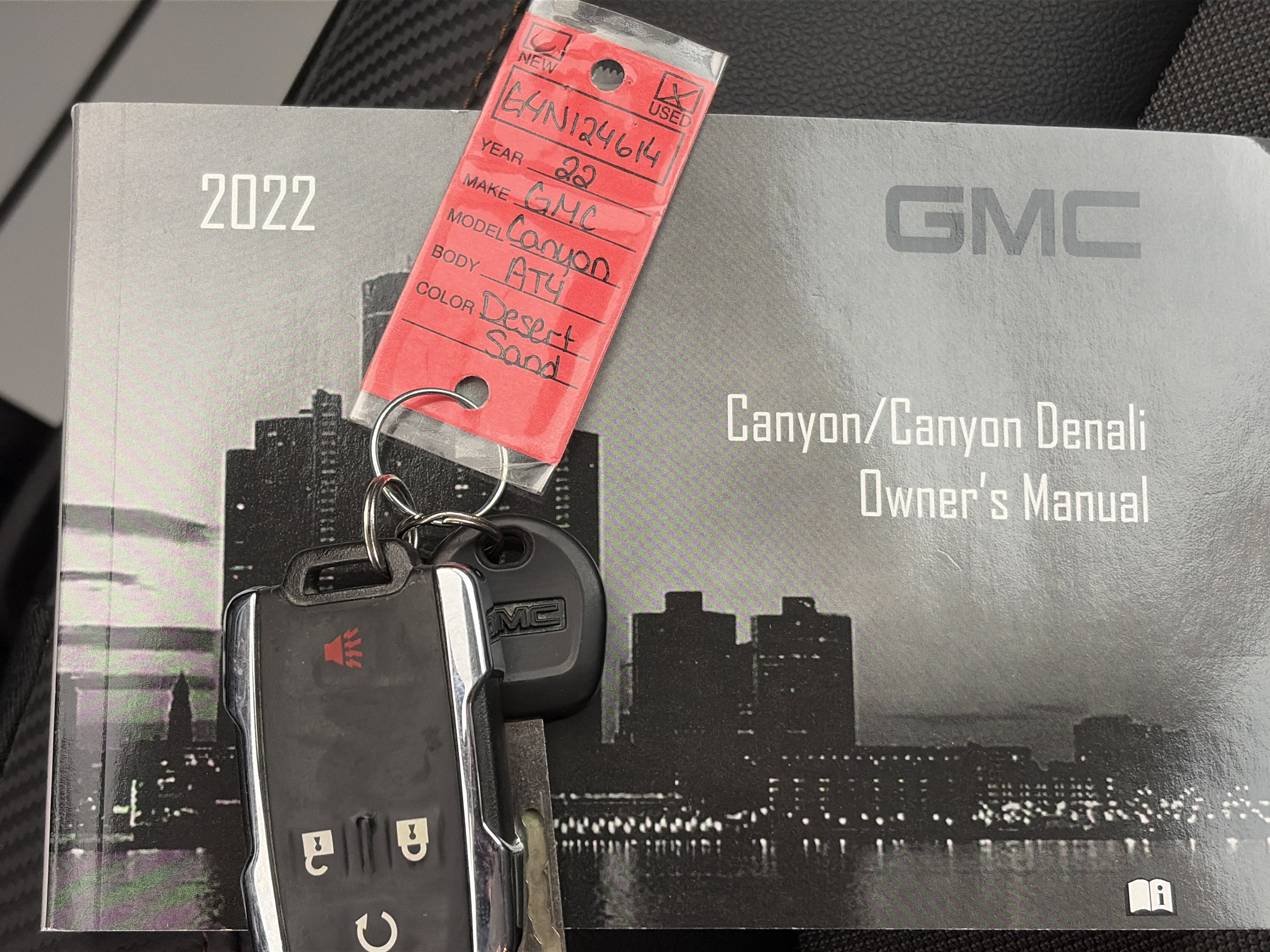 Certified 2022 GMC Canyon AT4 image 34