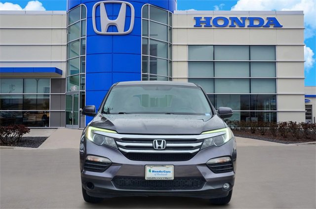 Certified 2017 Honda Pilot EX image 6
