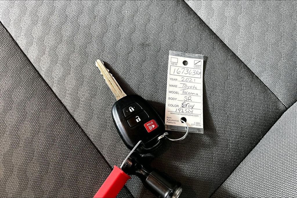 Used 2021 Toyota Tacoma SR image 10