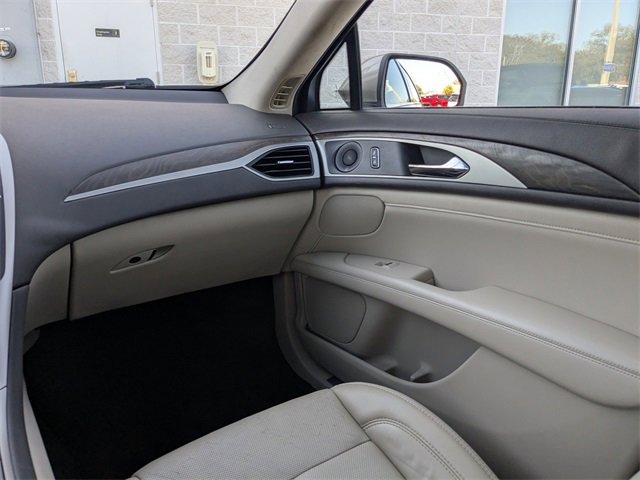 Used 2018 Lincoln MKZ Reserve image 15