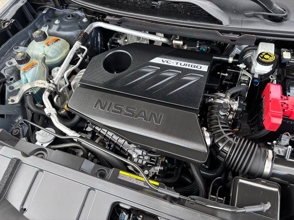 Used 2023 Nissan Rogue SV image 27