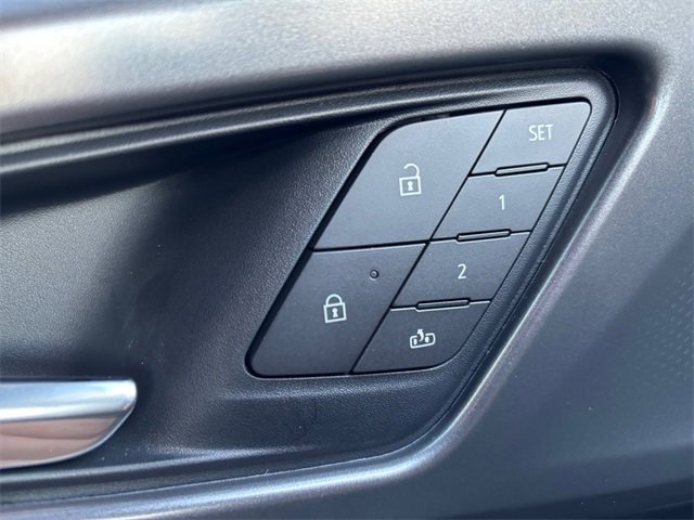 New 2026 Chevrolet Equinox EV RS image 17