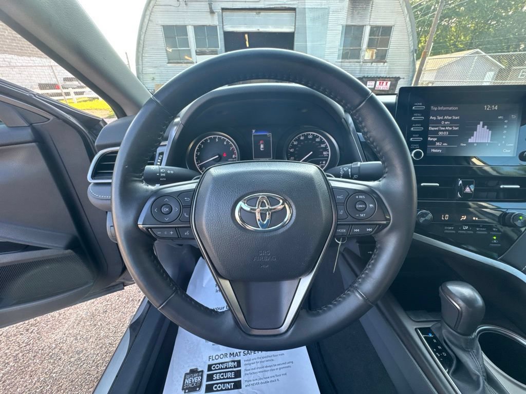 Used 2024 Toyota Camry SE FWD image 16