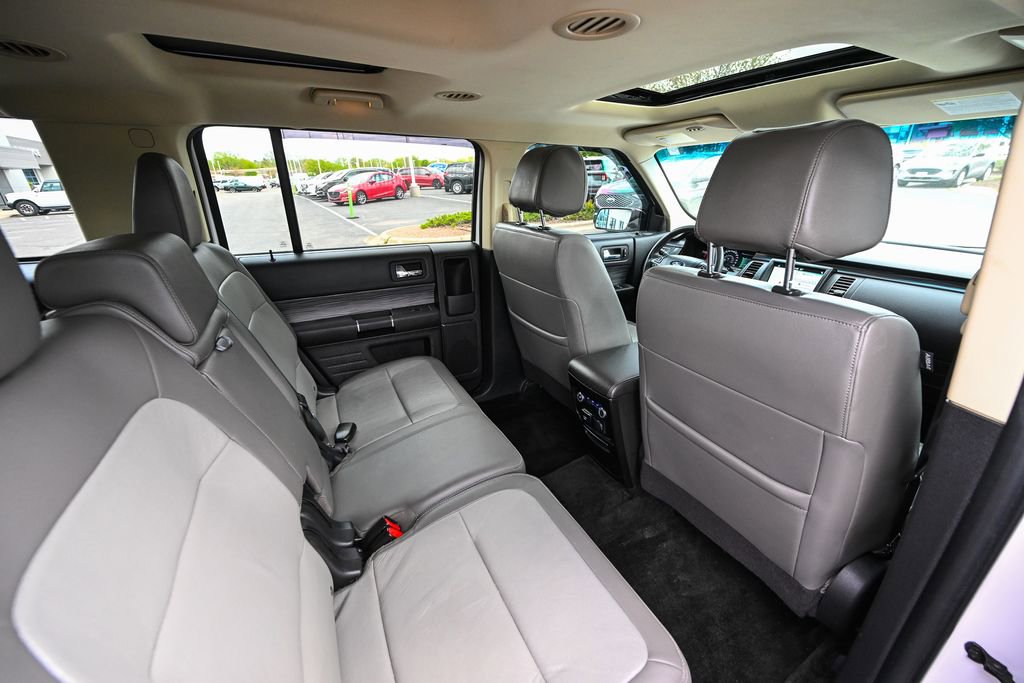 Used 2018 Ford Flex Limited w/ Equipment Group 303A AWD/4WD image 29