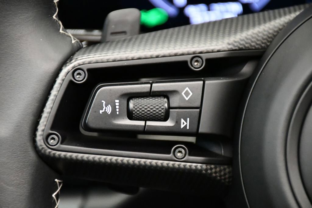 Used 2025 Porsche 911 Targa 4 GTS image 35