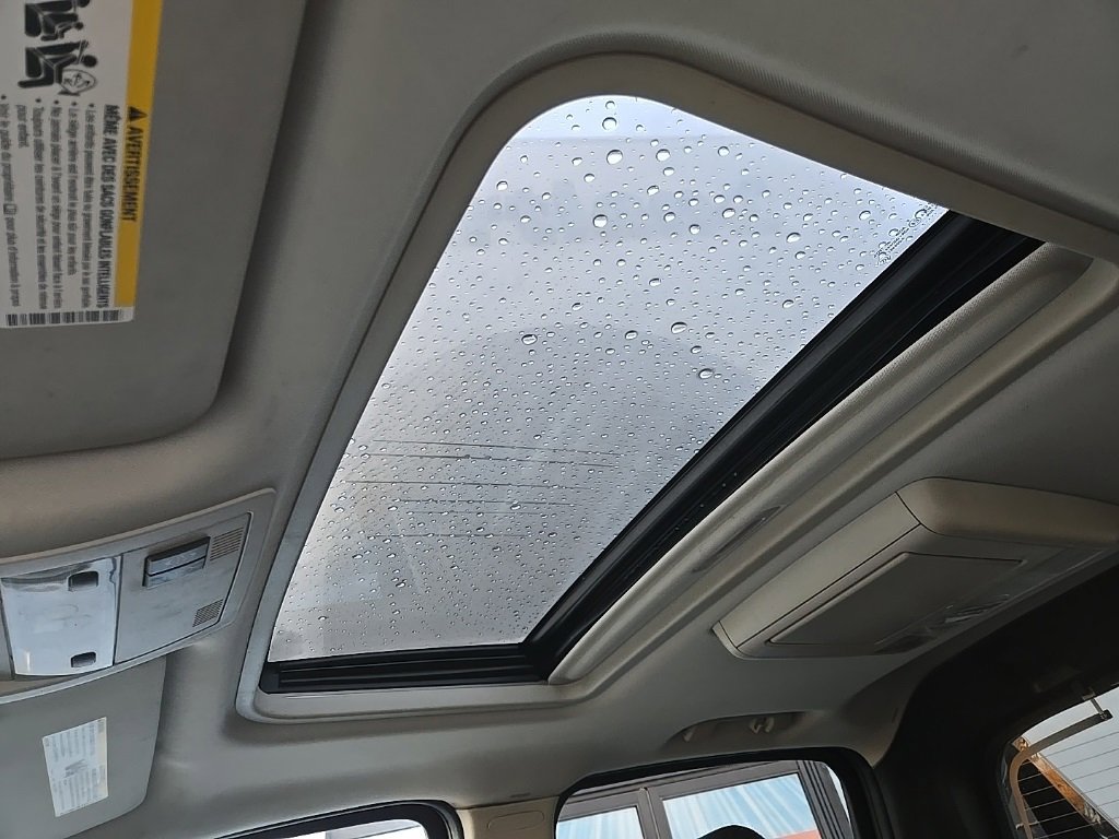 Used 2007 Cadillac Escalade EXT w/ Information Package image 81