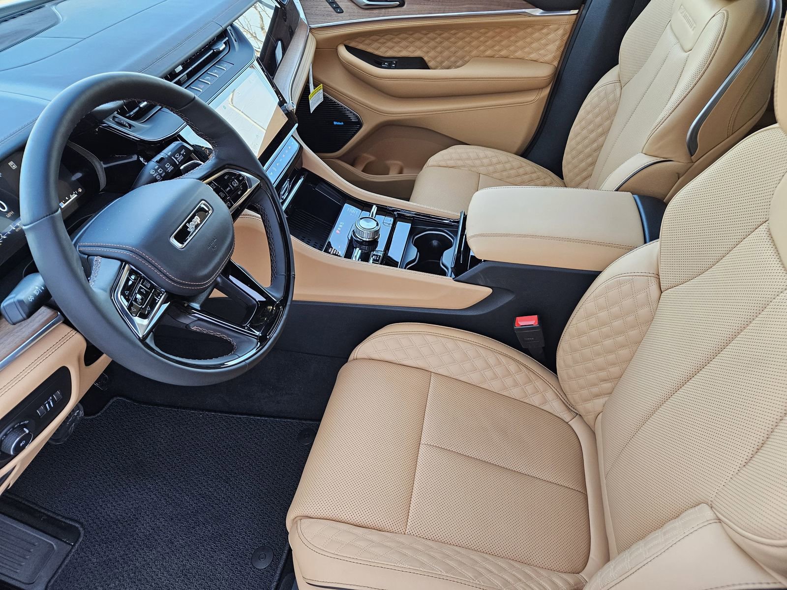 New 2026 Jeep Grand Cherokee L Summit image 14