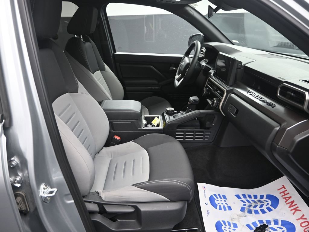 Used 2025 Toyota Tacoma TRD Off-Road image 37