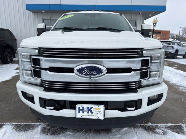 Used 2019 Ford F250 Limited image 2