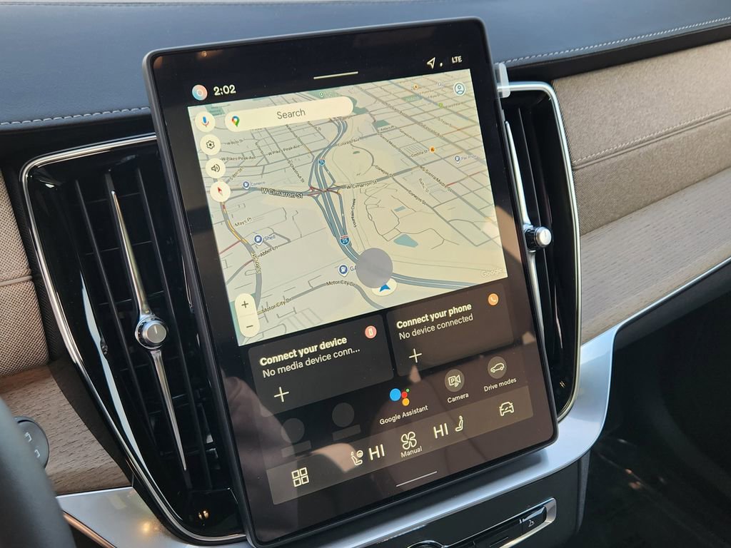 New 2026 Volvo XC90 B6 Core image 8