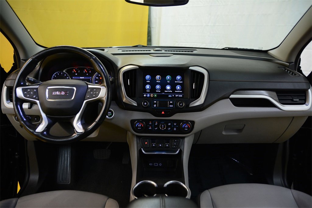 Used 2020 GMC Terrain SLT w/ Preferred Package image 2