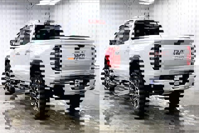 New 2026 GMC Canyon Denali image 5