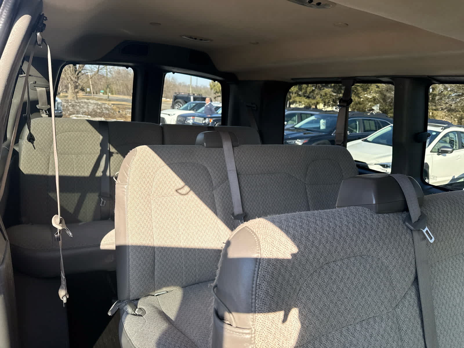 Used 2018 Chevrolet Express 2500 LS w/ Driver Convenience Package RWD image 14