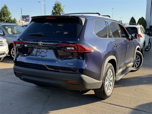 Used 2026 Toyota Grand Highlander XLE image 5