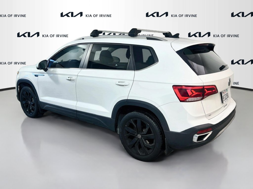 Used 2023 Volkswagen Taos SE FWD image 5