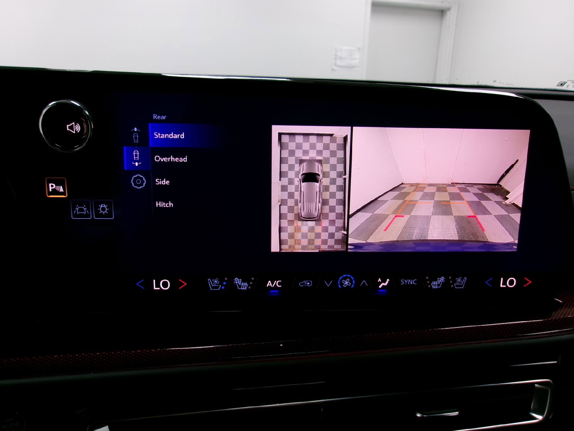 New 2026 Chevrolet Traverse RS w/ LPO, Floor Liner Package image 5